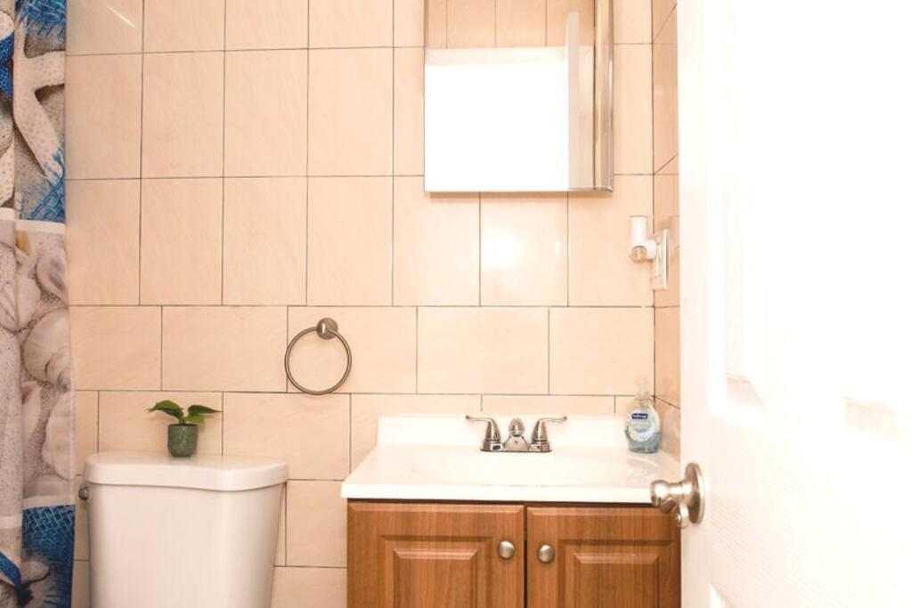 Pangsapuri Tonel Paradise 1br Private Entrance Near Jfk New York